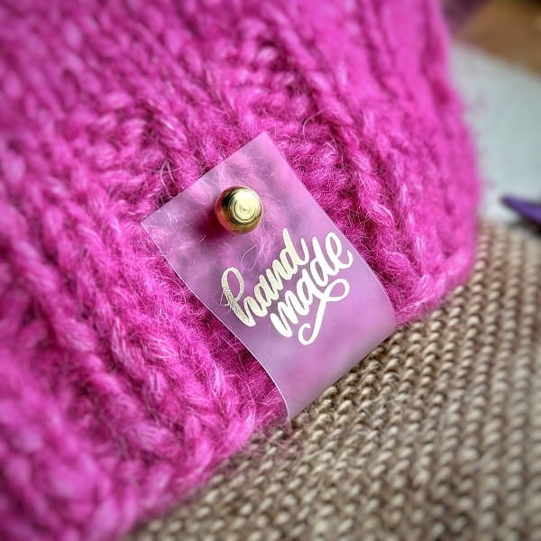 metka silikonowa ze złotym nitem kulką handmade samaseuszyj.
